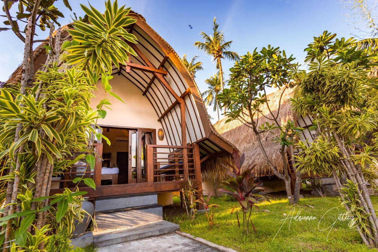 Oceans 5 Dive Resort Gili Air Bagian luar foto