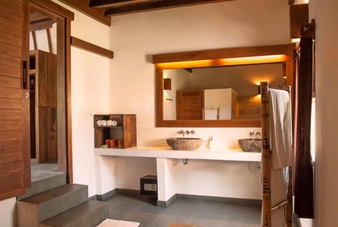 Oceans 5 Dive Resort Gili Air Bagian luar foto