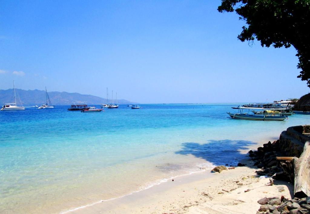 Oceans 5 Dive Resort Gili Air Bagian luar foto