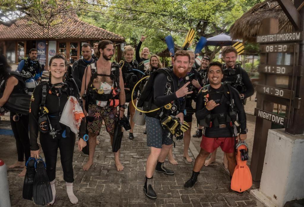 Oceans 5 Dive Resort Gili Air Bagian luar foto